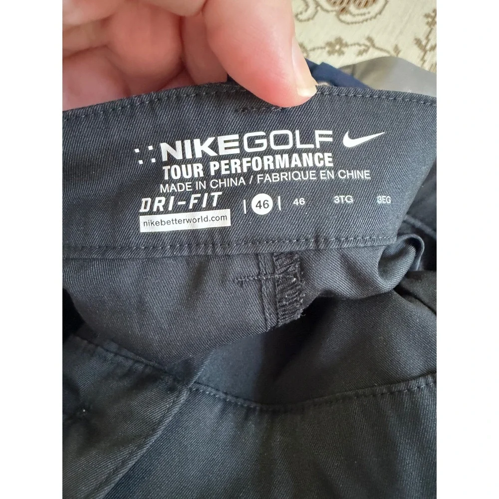 Lot of 3 Mens Golf Shorts bundle Size 46 Nike Callaway Roundtree & Yorke